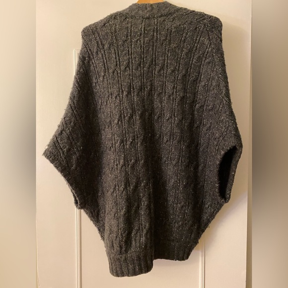 Romeo & Juliet Couture chunky knit sweater - Picture 6 of 6